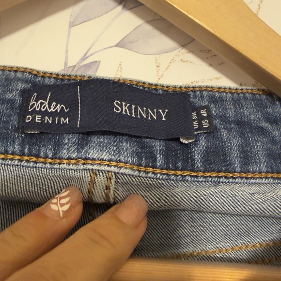 Boden Skinny Jeans Women's Sz 4 Regular Stretch Denim Waist 24in Inseam 28in - Picture 3 of 9